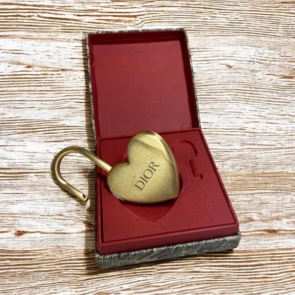Brand New In The Box Christian Dior Gold Heart Lock And Key Set